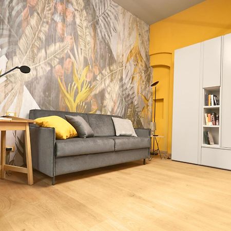 Central And Comfy Apartment Free Netflix And Disney Plus Bologna Bagian luar foto