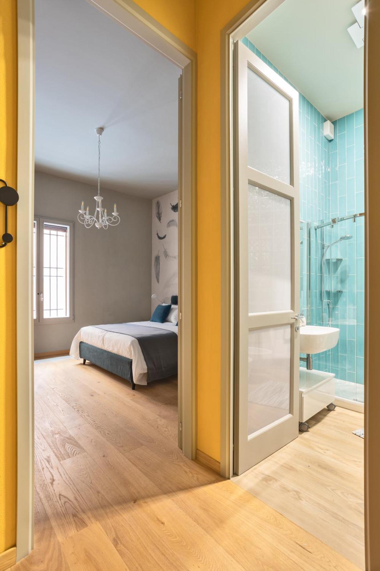 Central And Comfy Apartment Free Netflix And Disney Plus Bologna Bagian luar foto